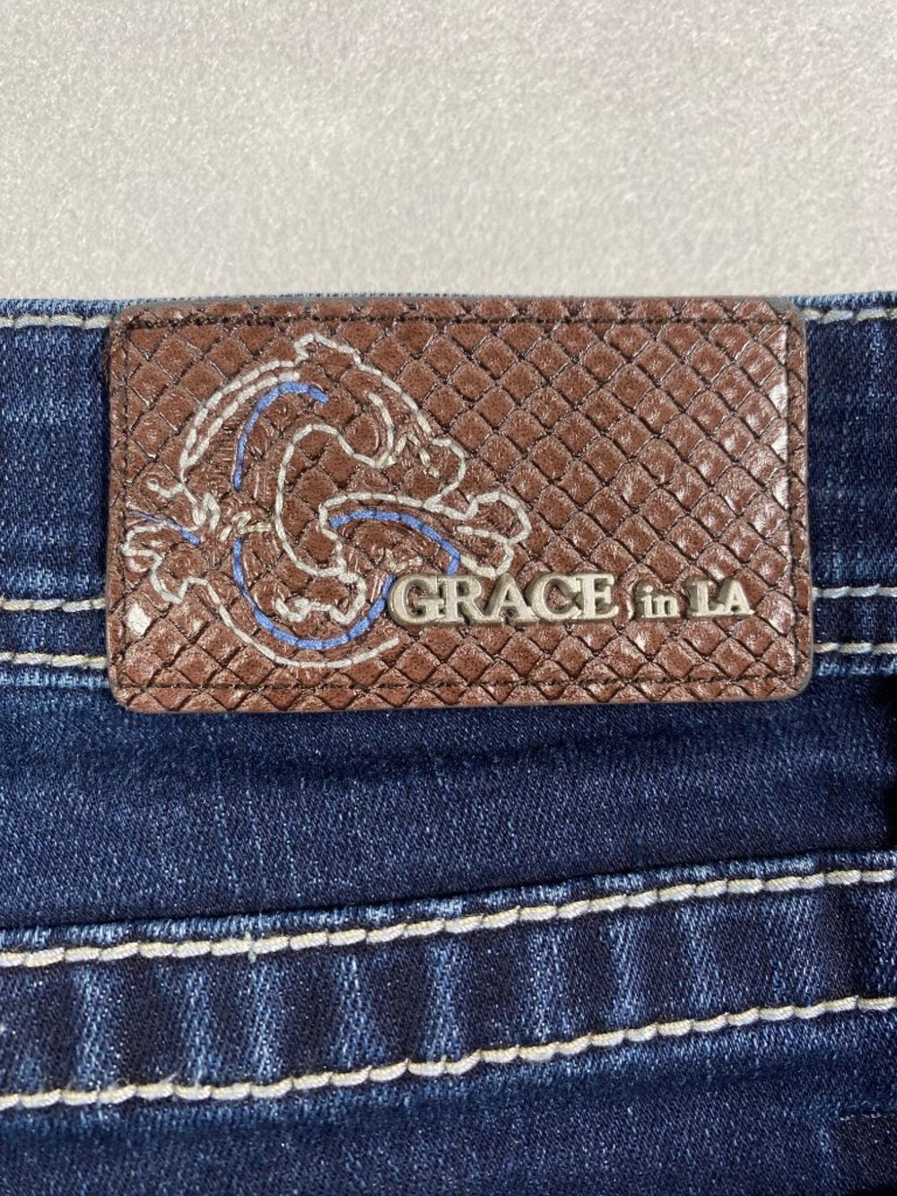 Grace in LA Easy Fit Bootcut Jeans Embroidered Horseshoe Womens Size 33 - Picture 11 of 16